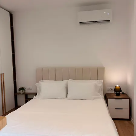 Bora Tirana